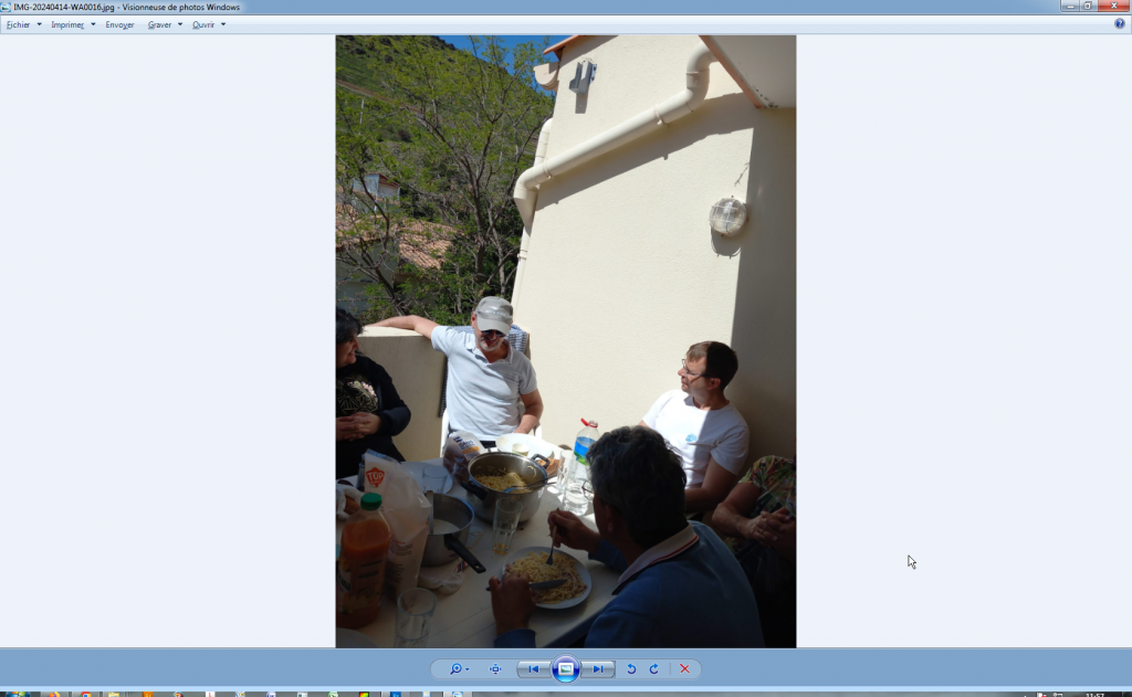 2024-05-19 11_57_28-IMG-20240414-WA0016.jpg - Visionneuse de photos Windows