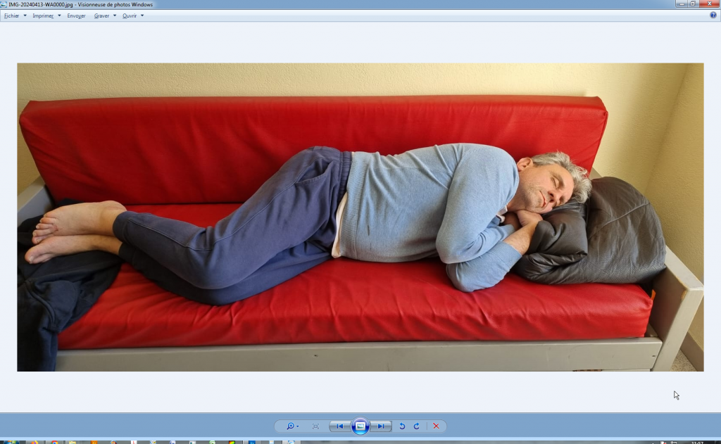 2024-05-19 11_57_45-IMG-20240413-WA0000.jpg - Visionneuse de photos Windows